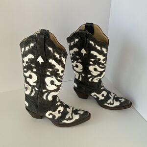 Black and White inlay cowboy Boots 6.5